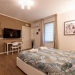 게스트하우스 Fellini 3*