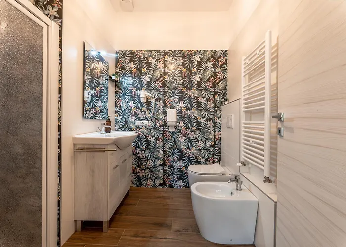 Fellini 招待所 费拉拉