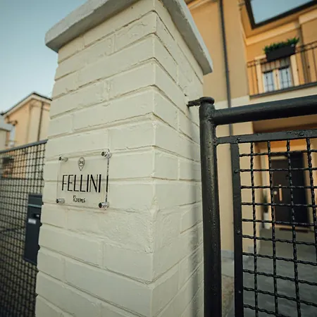 招待所 Fellini 费拉拉